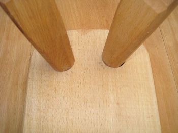 Holztisch  rustikal 90x50  handgefertigt ( Buche )