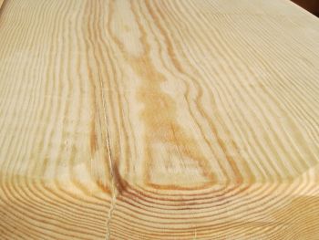 schwerer Holz Tisch mit geteilter Platte 120x75 ( märkische Kief