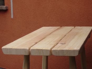 schwerer Holz Tisch mit geteilter Platte 120x75 ( märkische Kief